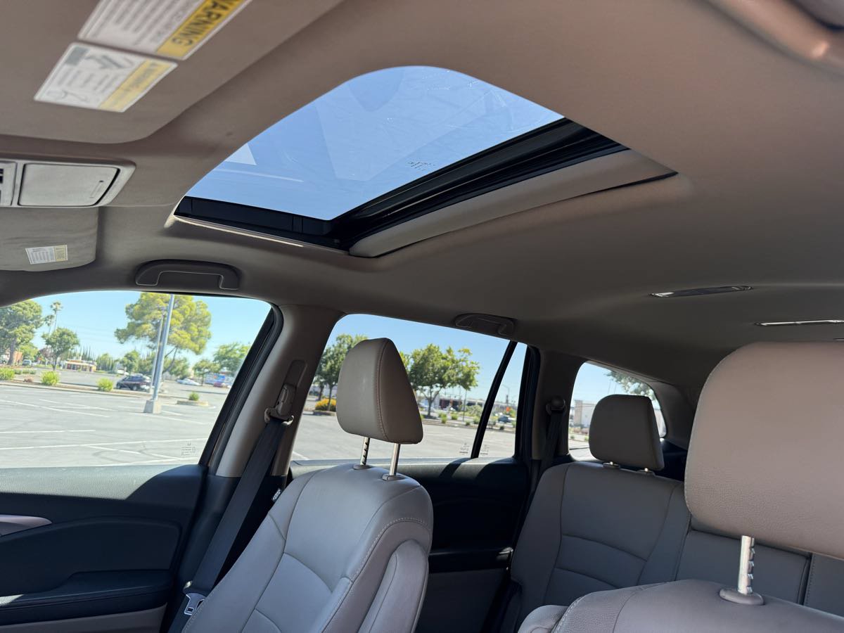 Used 2017 Honda Pilot EX-L image 13