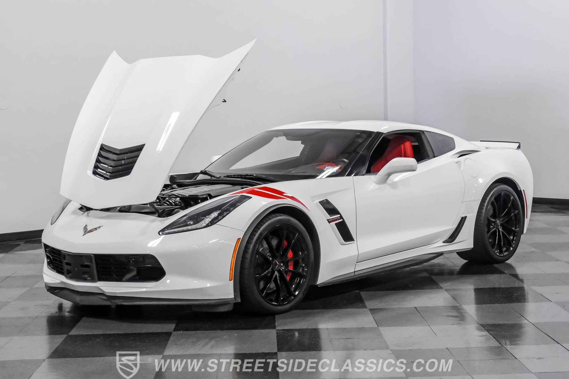 Used 2019 Chevrolet Corvette Grand Sport image 38