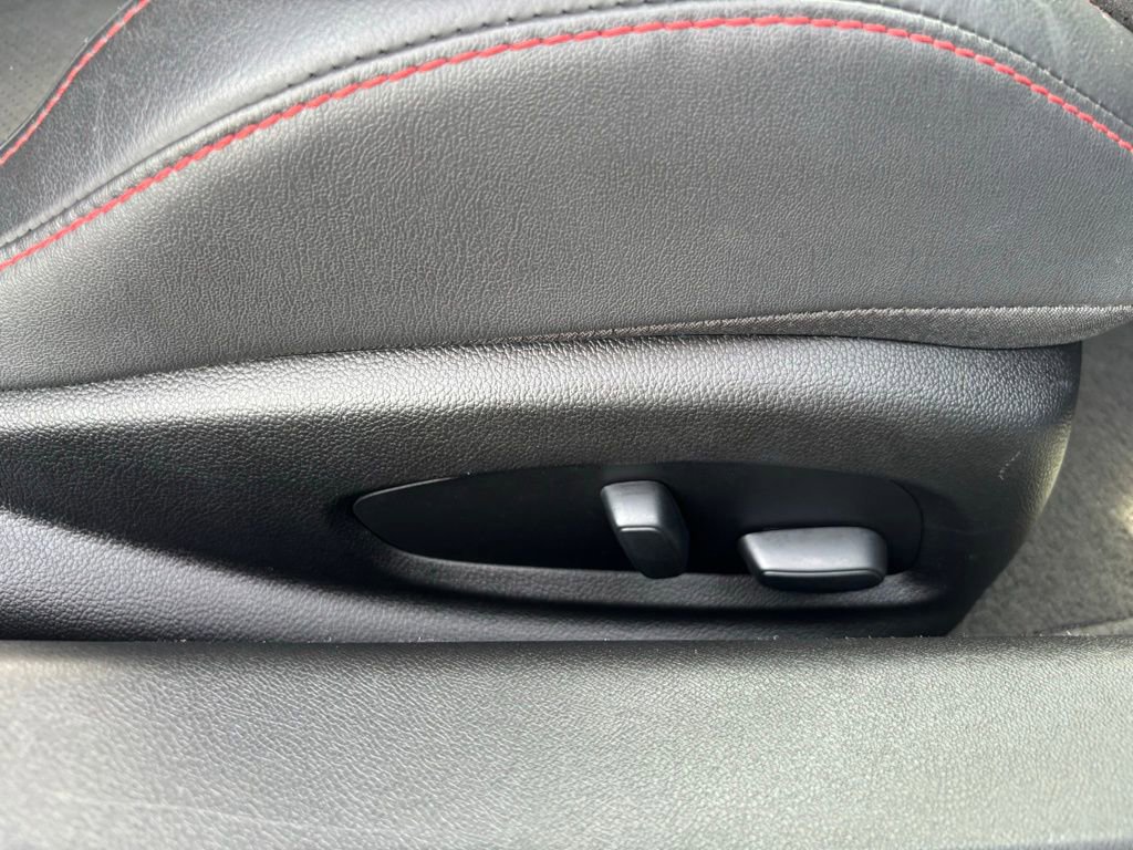 Used 2022 Chevrolet Camaro ZL1 RWD image 20