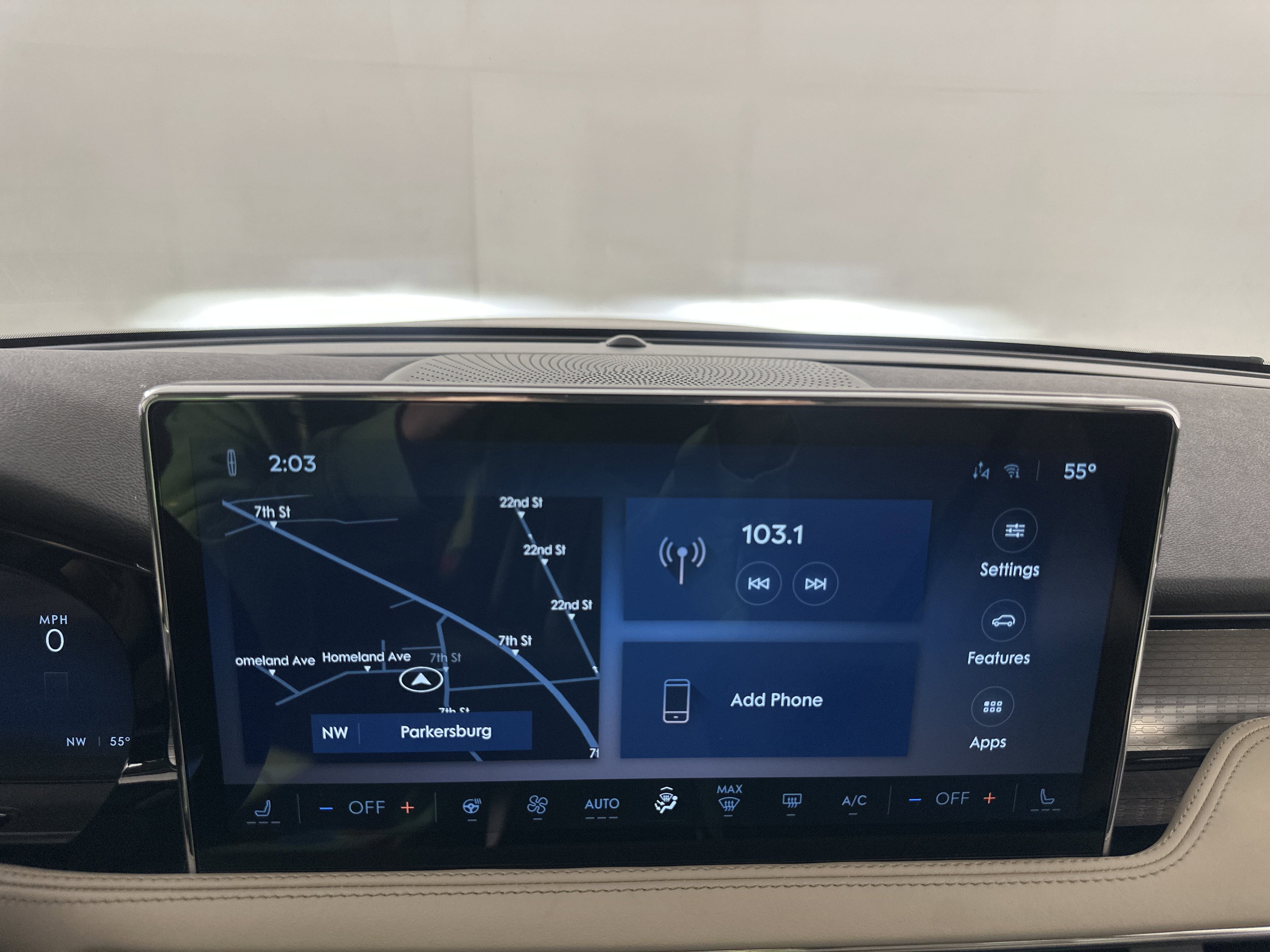 New 2026 Lincoln Corsair Premiere image 13