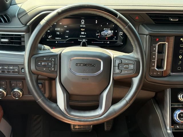 Used 2024 GMC Yukon XL Denali Ultimate AWD/4WD image 40