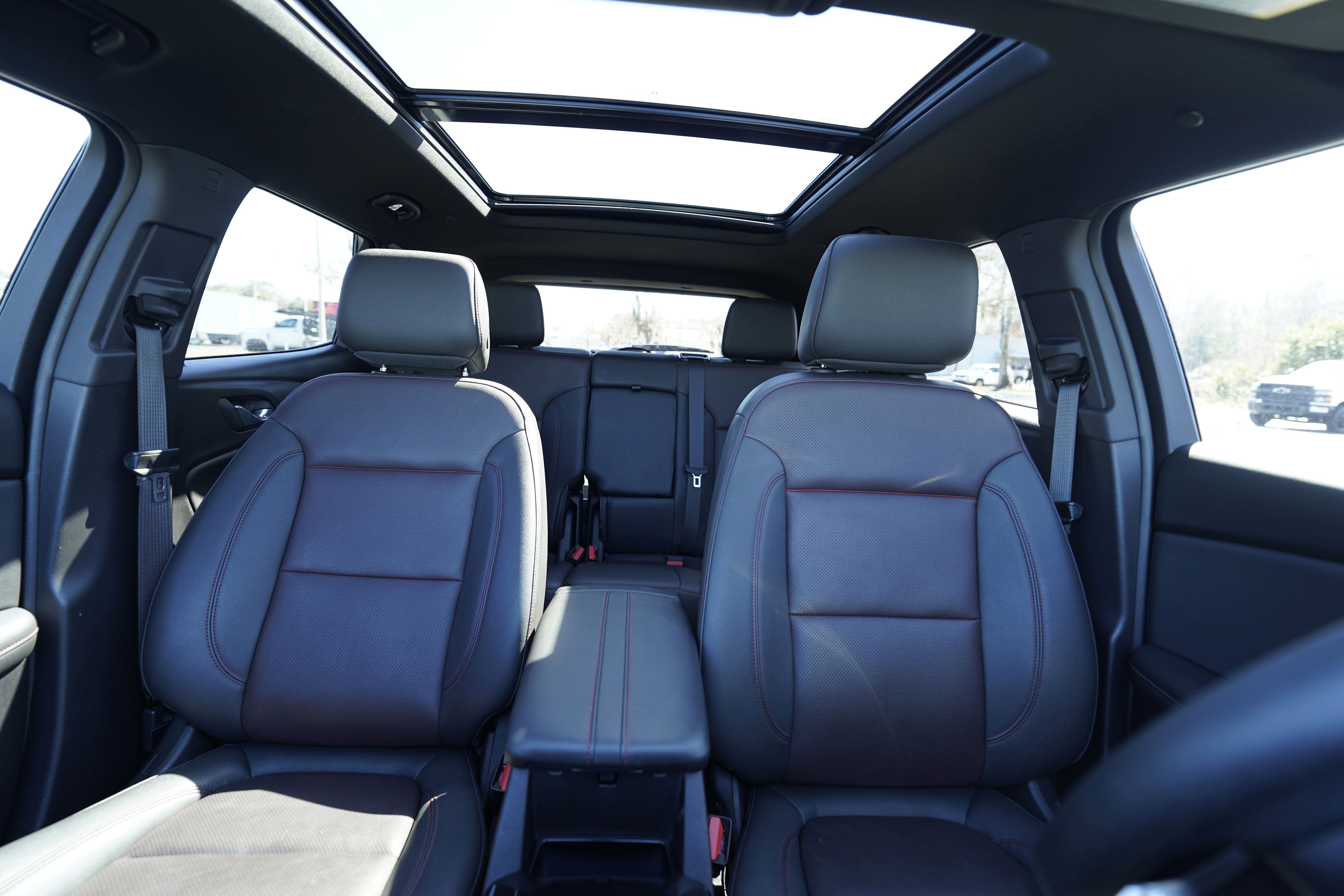 Used 2024 Chevrolet Blazer RS w/ Driver Confidence II Package image 8