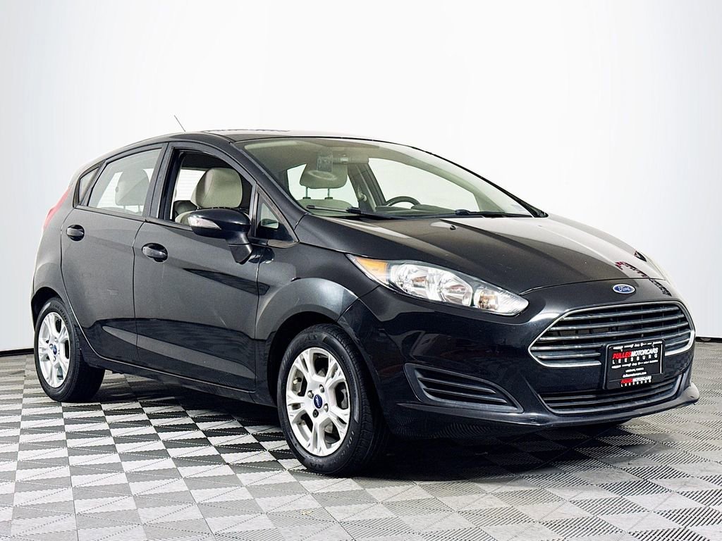 Used 2014 Ford Fiesta SE FWD image 1
