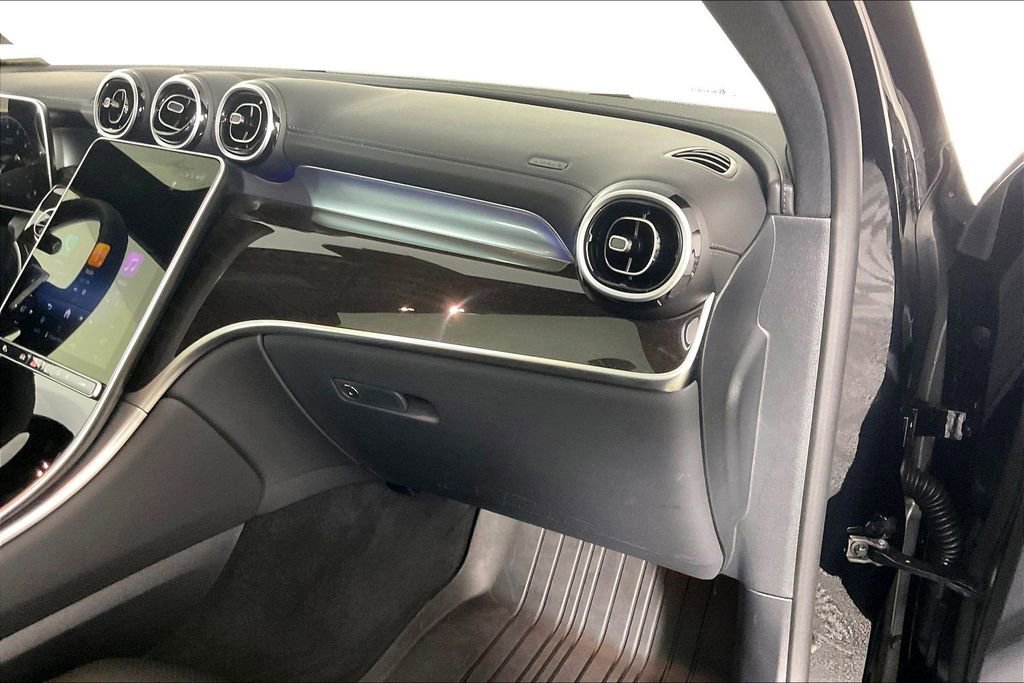 Used 2026 Mercedes-Benz GLC 300 4MATIC image 14