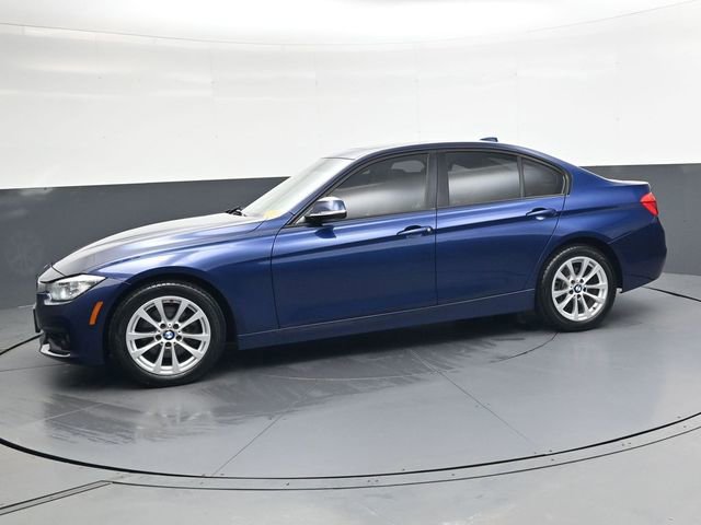 Used 2017 BMW 320i xDrive Sedan image 8