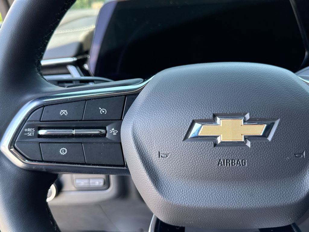 Used 2025 Chevrolet Tahoe Premier RWD image 17
