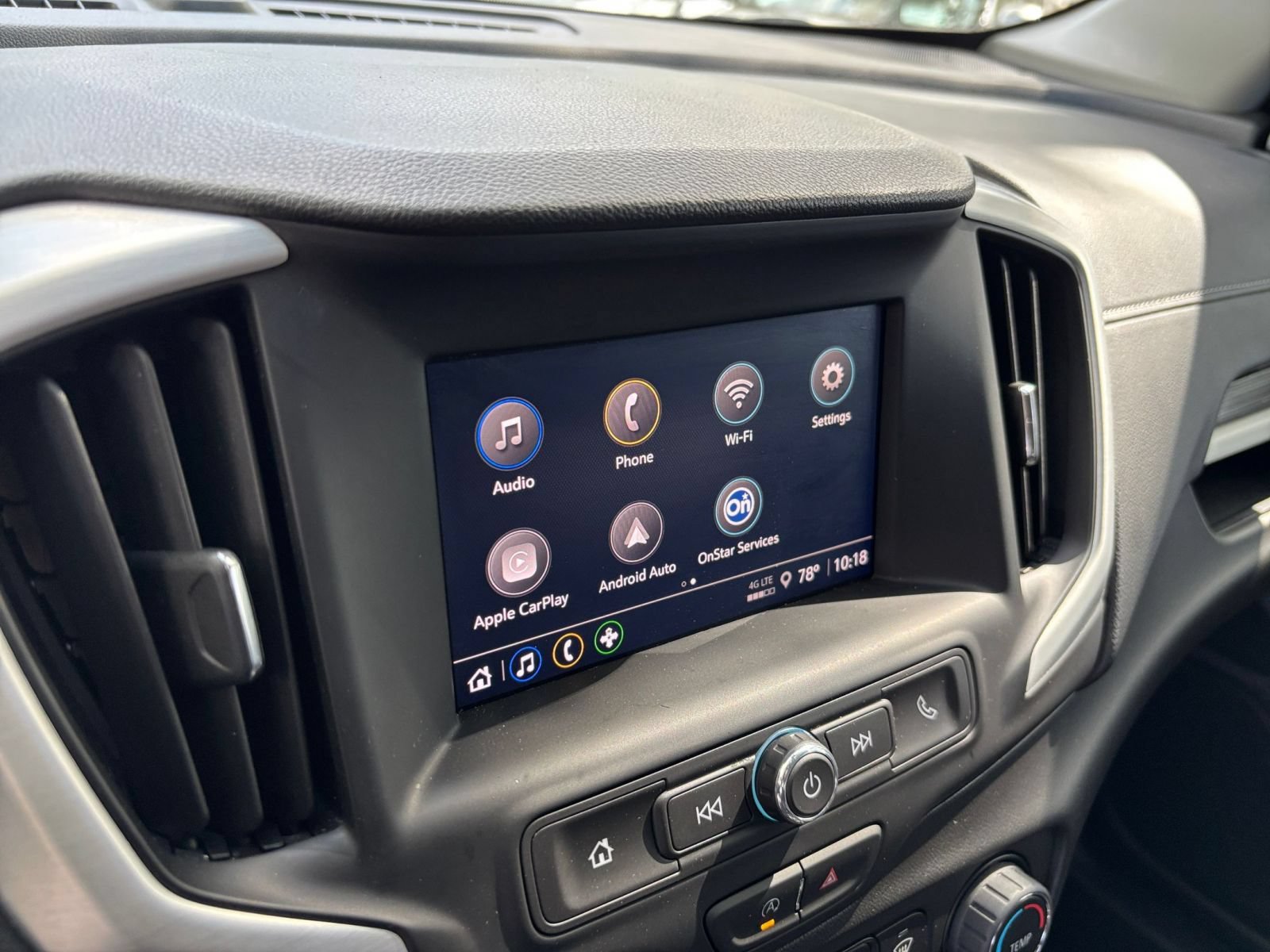 Used 2024 GMC Terrain SLE FWD image 19