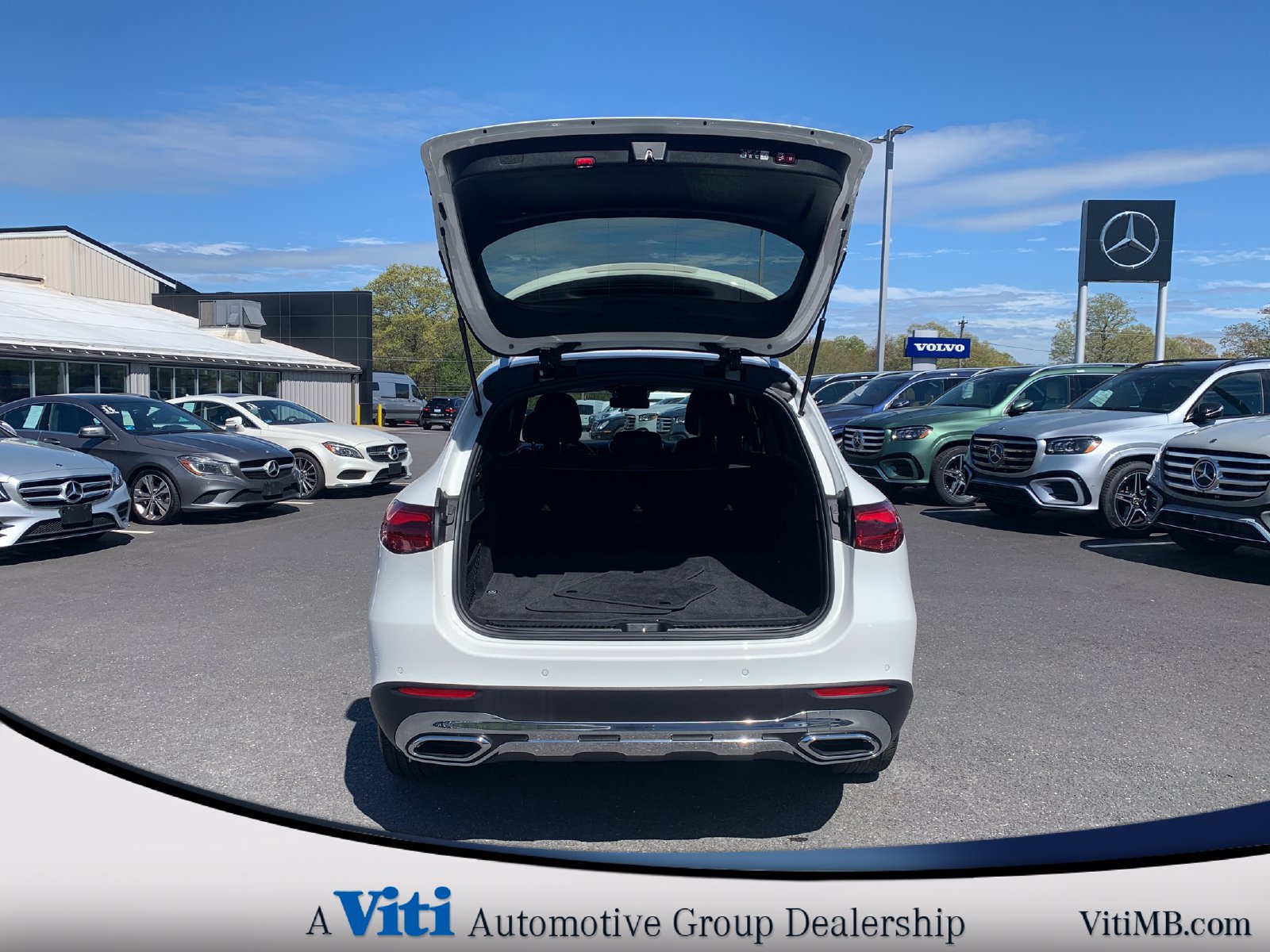 Used 2024 Mercedes-Benz GLC 300 4MATIC image 22