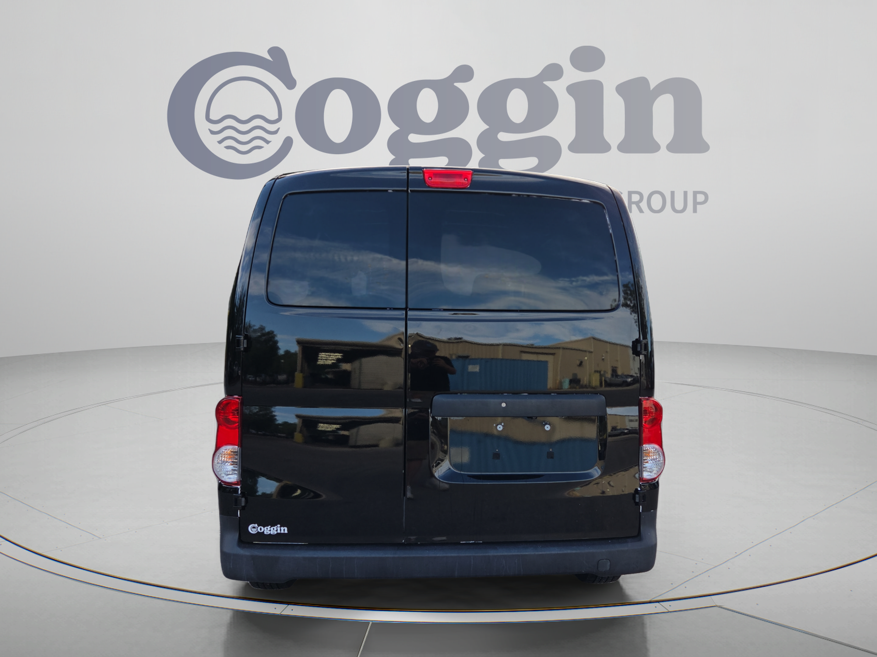 Used 2020 Nissan NV200 S w/ Back Door Glass Package FWD image 4