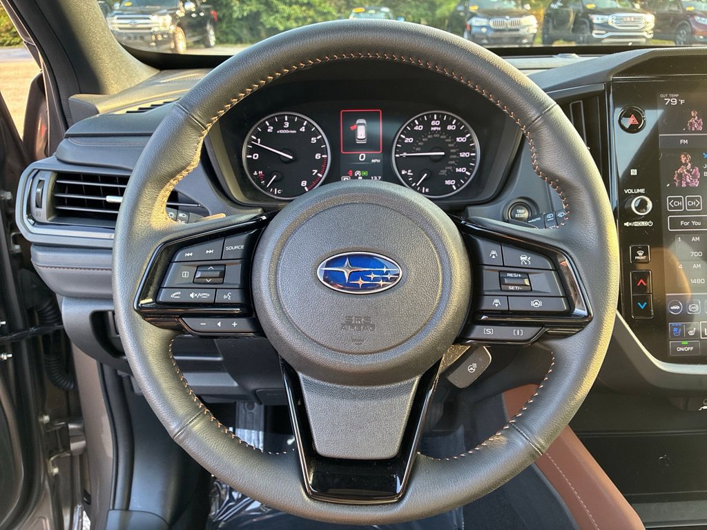 Used 2025 Subaru Forester Touring AWD/4WD image 14