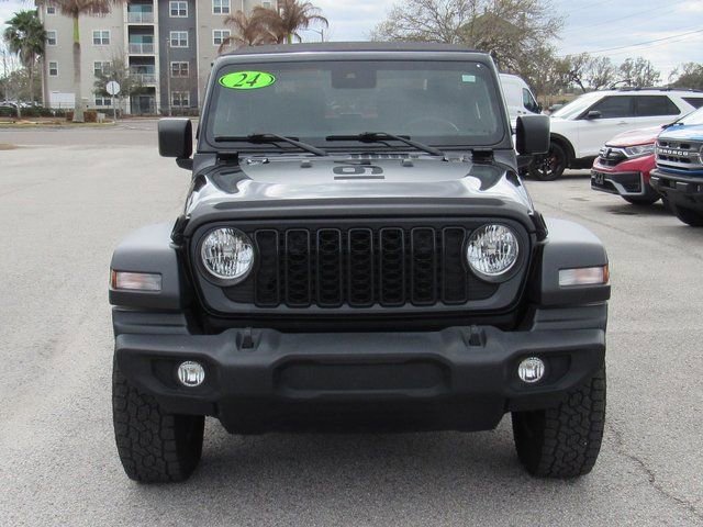 Used 2024 Jeep Wrangler Sport S image 7