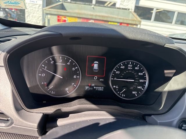 Used 2024 Subaru Crosstrek 2.0i Premium image 8