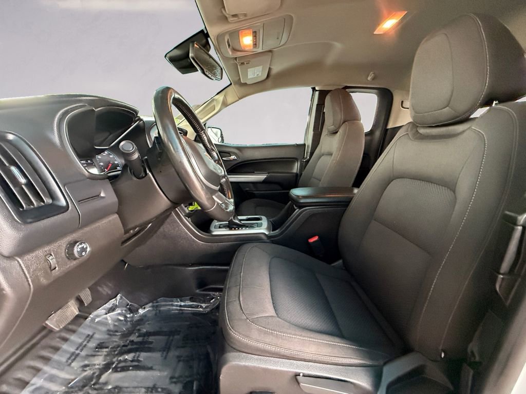 Used 2022 Chevrolet Colorado LT w/ Fleet Safety Package image 10