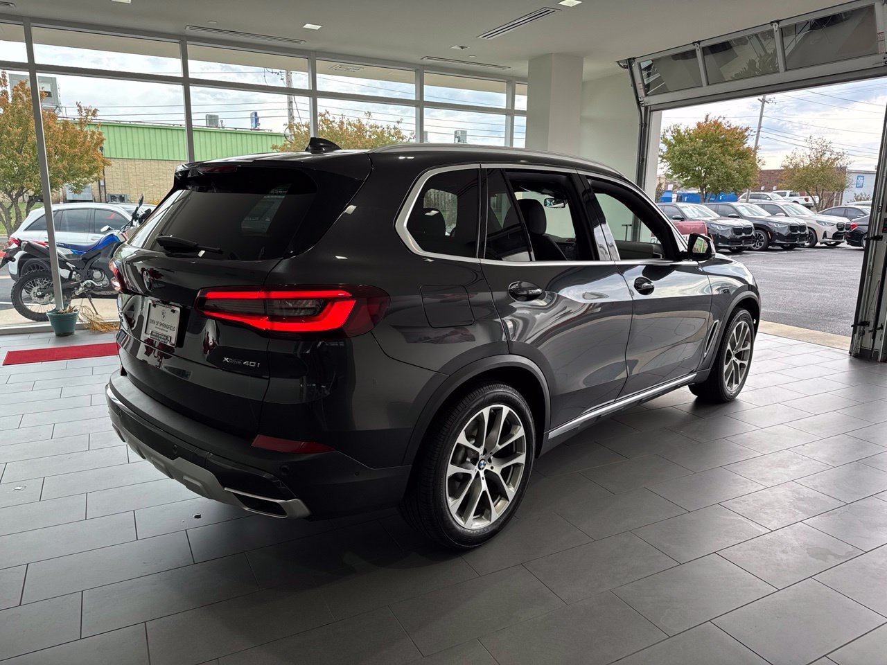 Used 2020 BMW X5 xDrive40i w/ Convenience Package AWD/4WD image 8