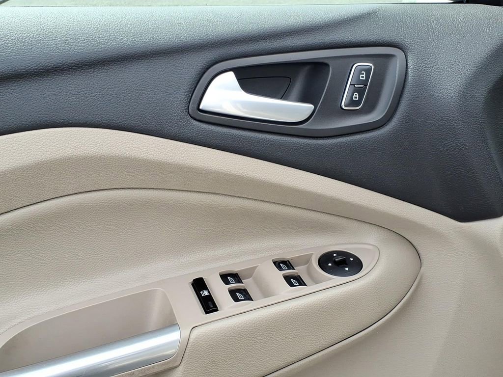 Used 2013 Ford Escape SE AWD/4WD image 4