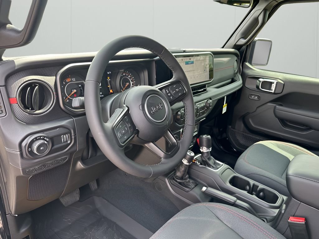 New 2025 Jeep Wrangler Unlimited Rubicon w/ Safety Group image 28