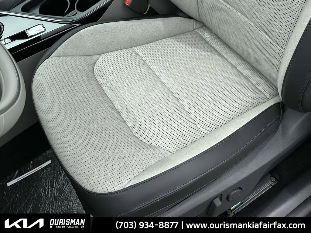 New 2025 Kia Niro Wave w/ Wave Preserve Package image 28