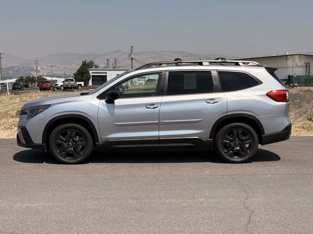 Used 2025 Subaru Ascent Bronze Edition AWD/4WD image 3