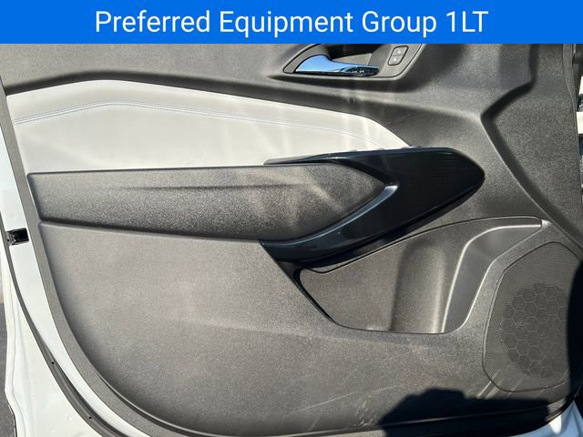 New 2026 Chevrolet Trax LT w/ Driver Confidence Package image 14