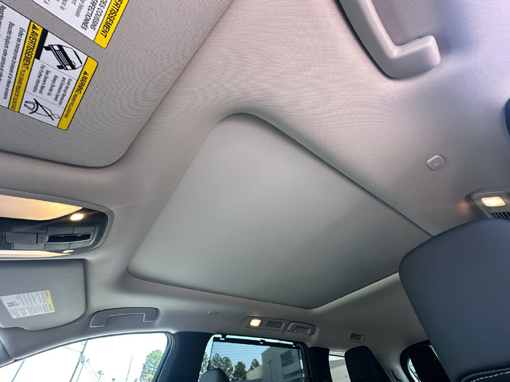Certified 2025 INFINITI QX60 Luxe AWD/4WD image 30