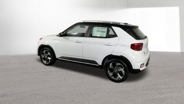New 2026 Hyundai Venue SEL FWD image 6
