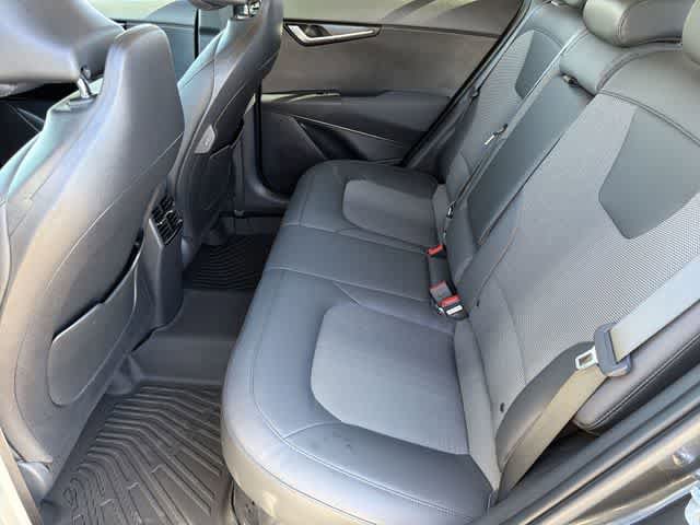 Used 2023 Kia Niro EX FWD image 17