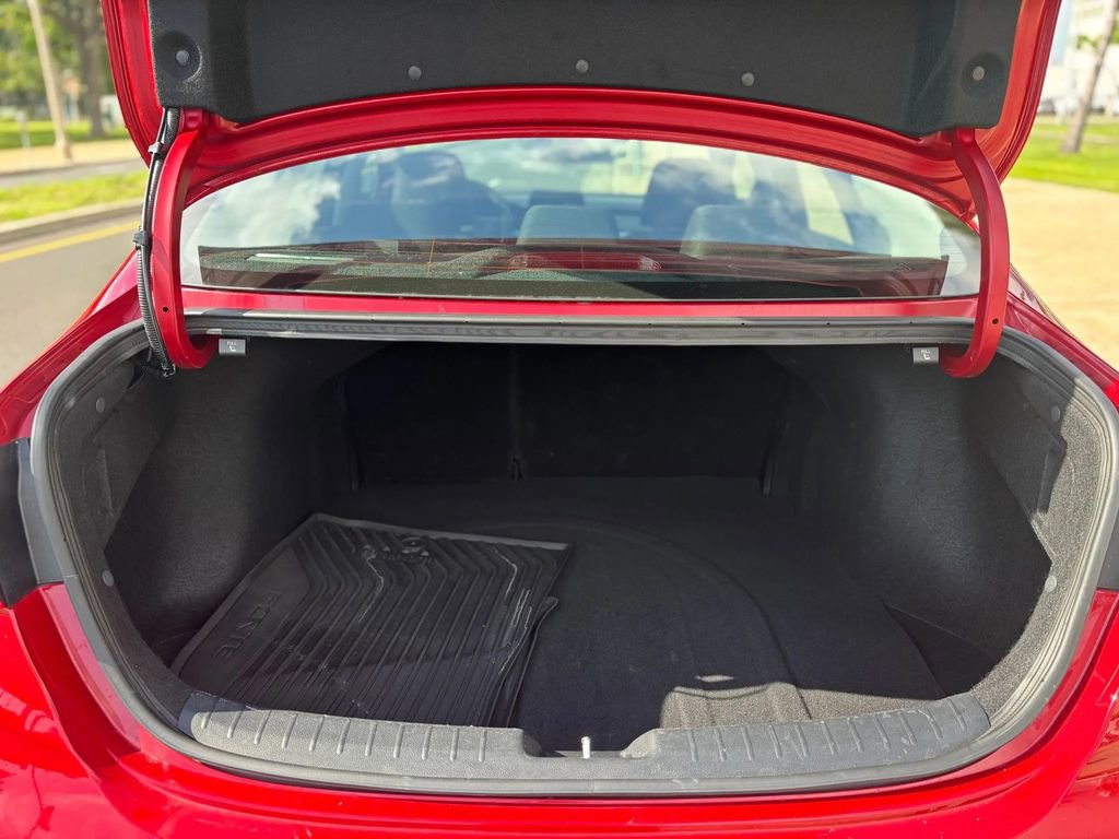 Used 2023 Kia Forte LXS image 13