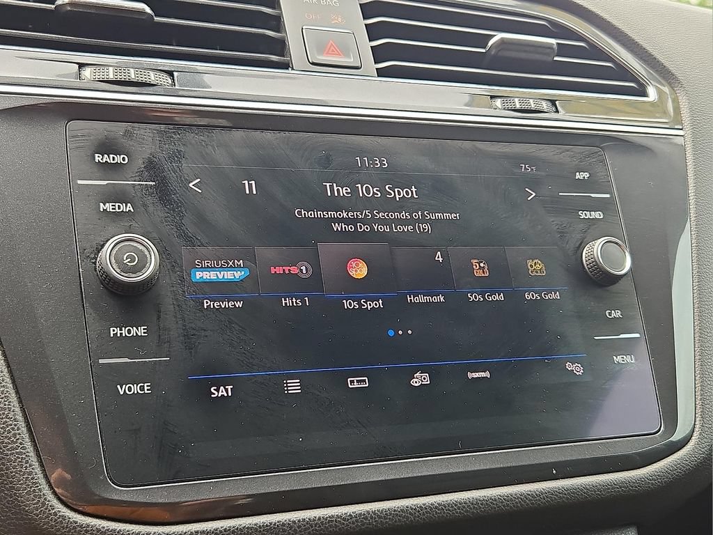 Used 2018 Volkswagen Tiguan SE FWD image 14