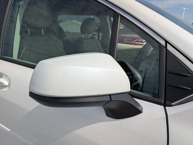Used 2024 Toyota Sienna XLE image 12