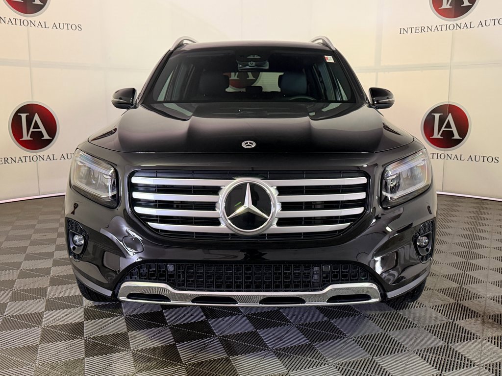 Used 2026 Mercedes-Benz GLB 250 4MATIC image 2