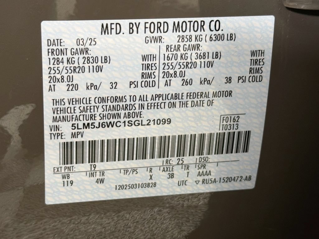 Used 2025 Lincoln Aviator 2WD w/ Equipment Group 101A image 34