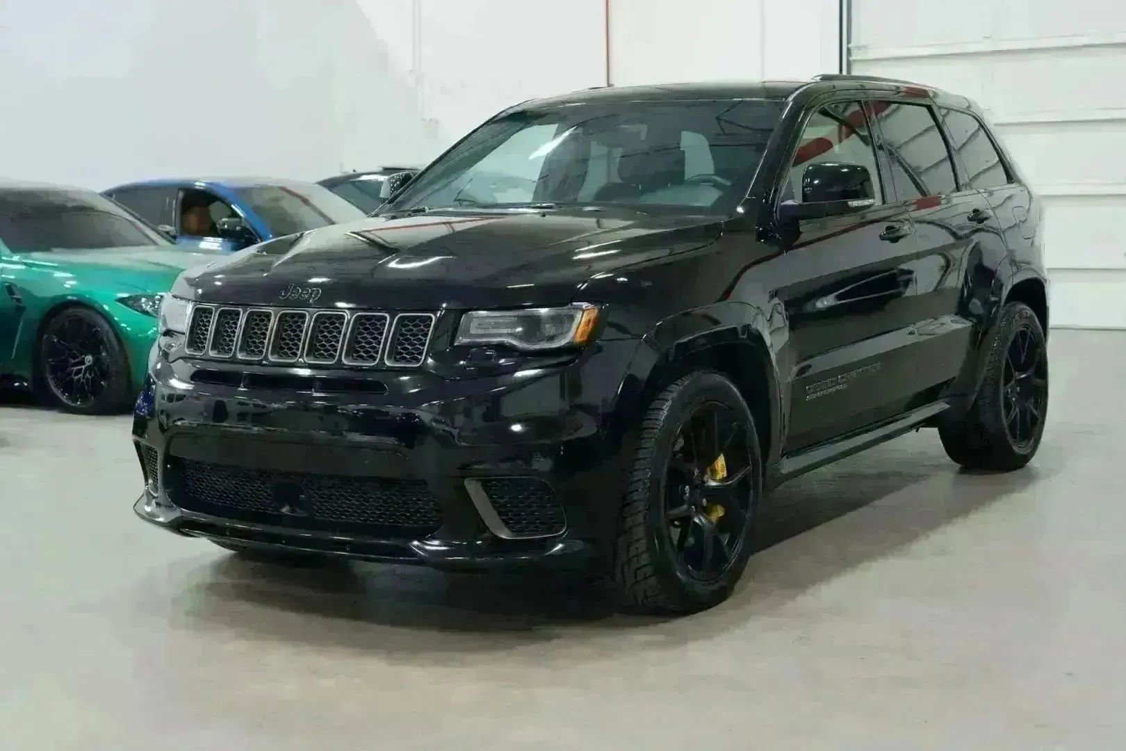 Used 2018 Jeep Grand Cherokee Trackhawk image 3