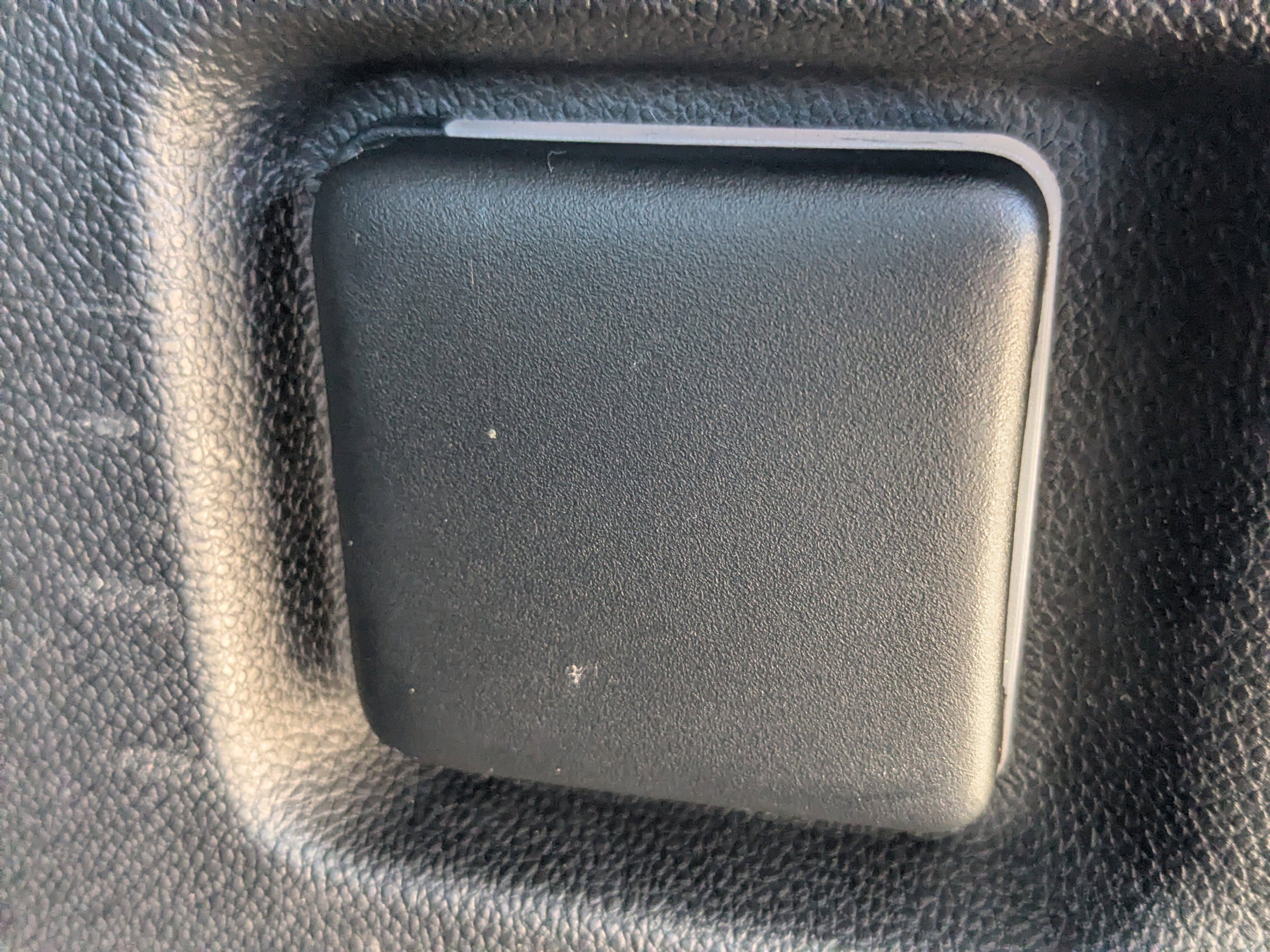 Used 2023 Chevrolet Suburban RST w/ Luxury Package AWD/4WD image 17