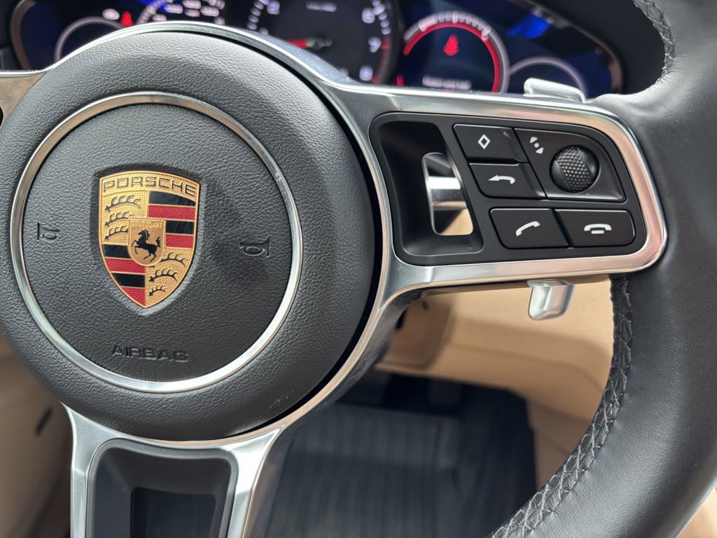 Used 2019 Porsche Cayenne AWD/4WD image 13