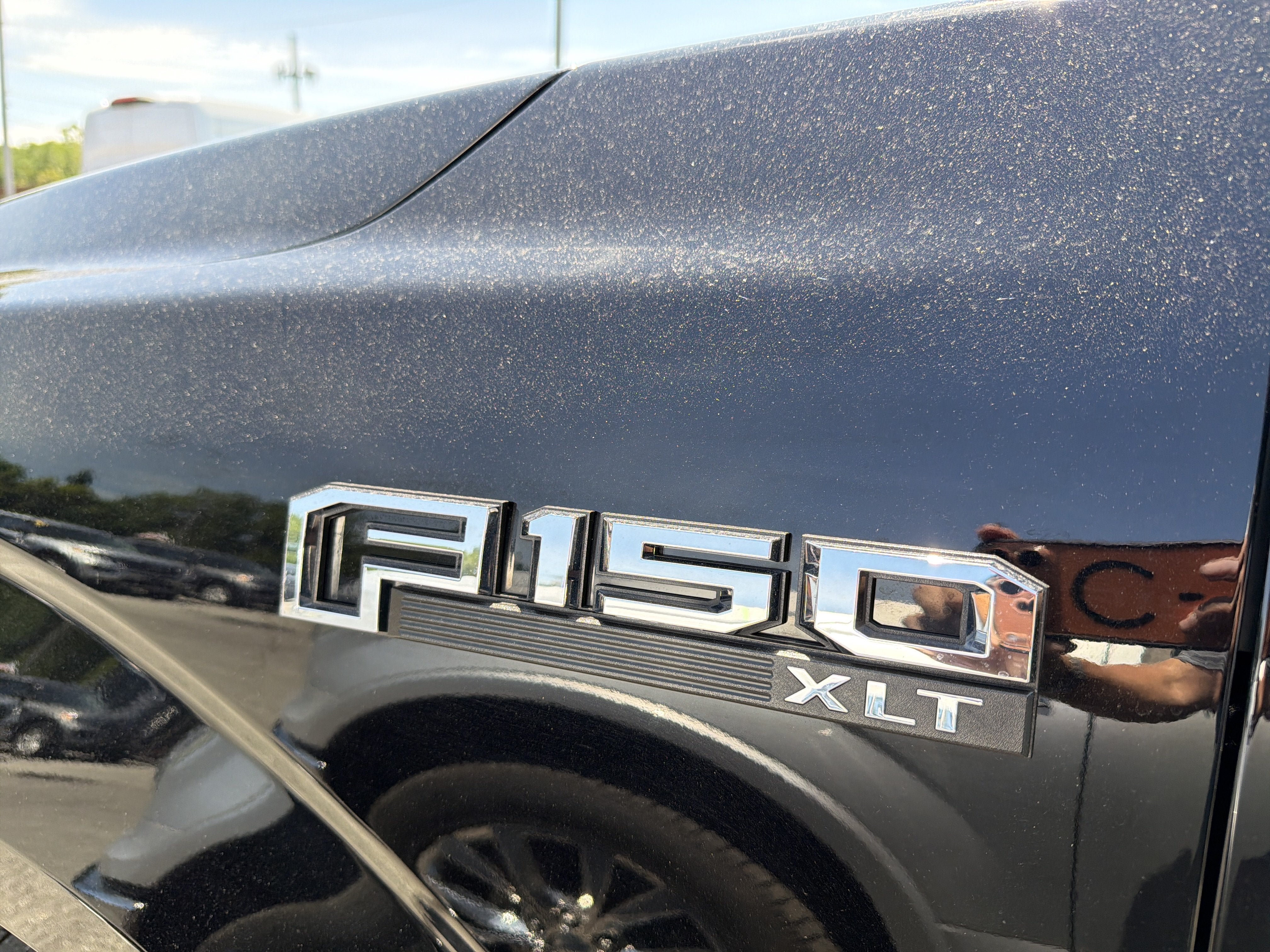 Used 2019 Ford F150 XLT w/ Equipment Group 302A Luxury AWD/4WD image 9