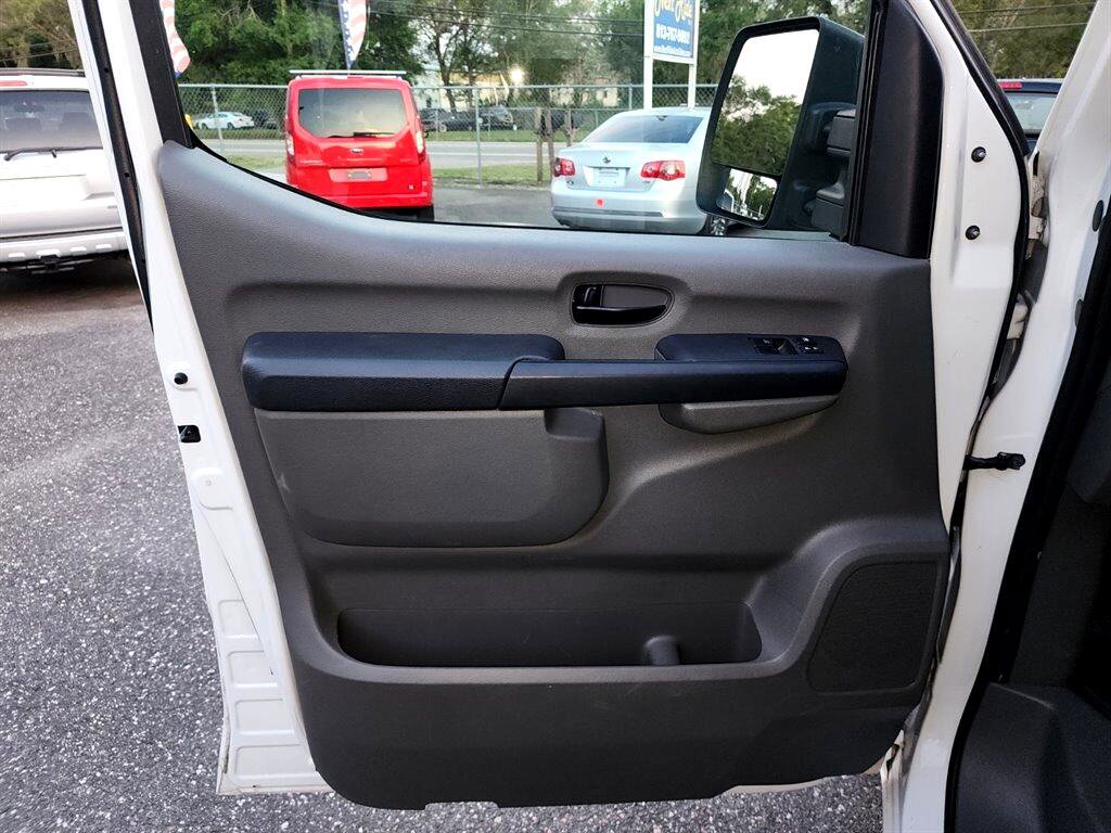 Used 2019 Nissan NV 2500 SV w/ Navigation Package image 16