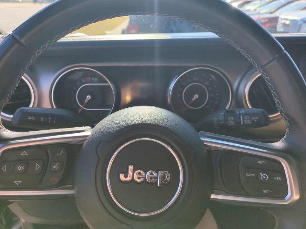 Used 2018 Jeep Wrangler Unlimited Rubicon image 29