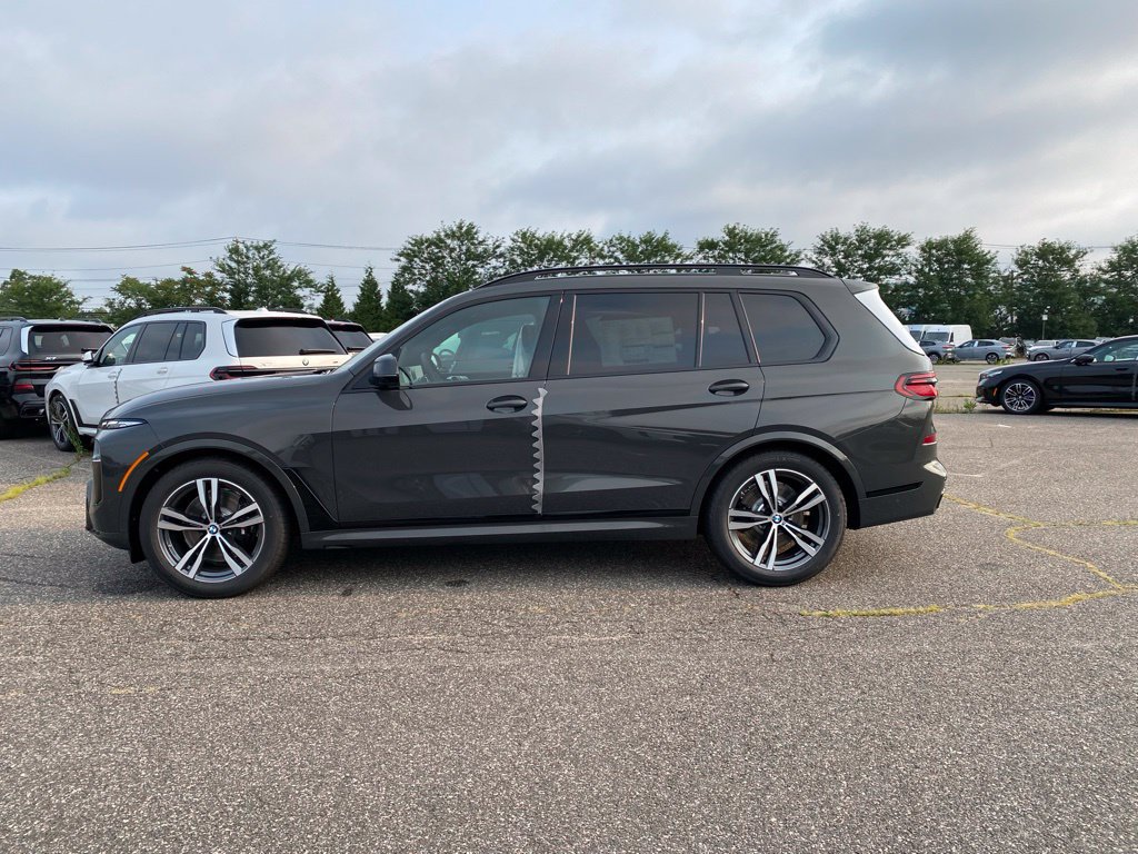 New 2027 BMW X7 xDrive40i w/ Executive Package AWD/4WD image 4