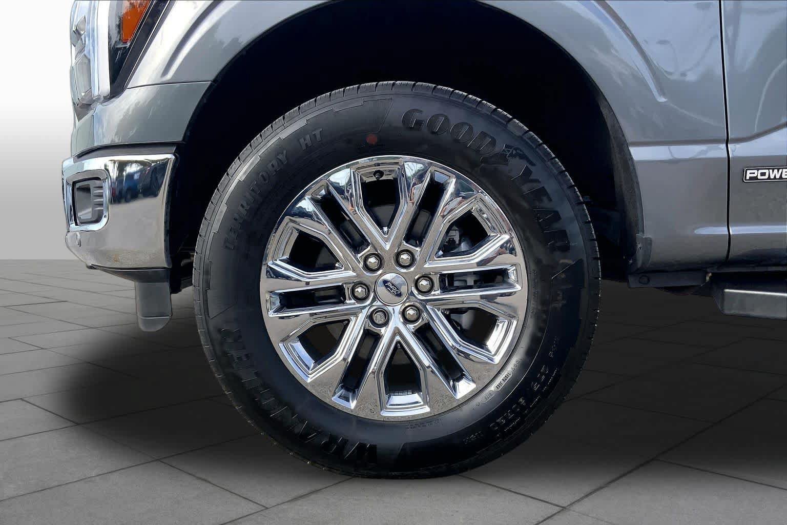 Used 2026 Ford F150 Lariat w/ Equipment Group 501A Mid AWD/4WD image 11