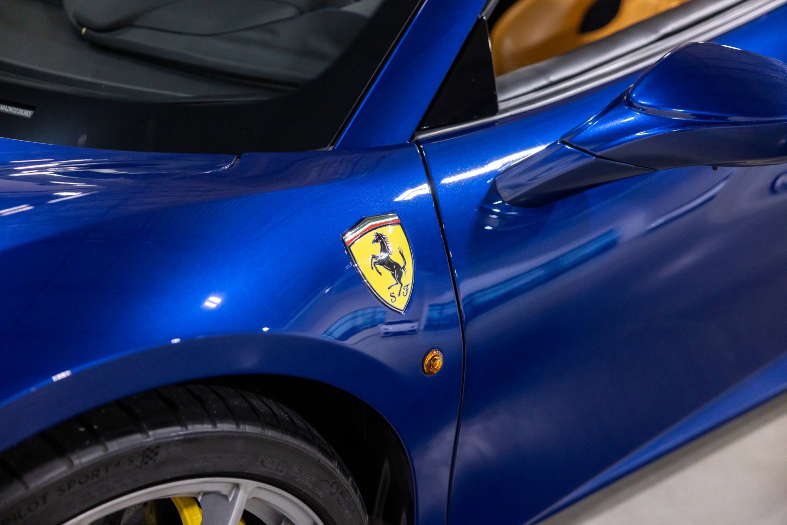 Used 2019 Ferrari 488 Spider image 23