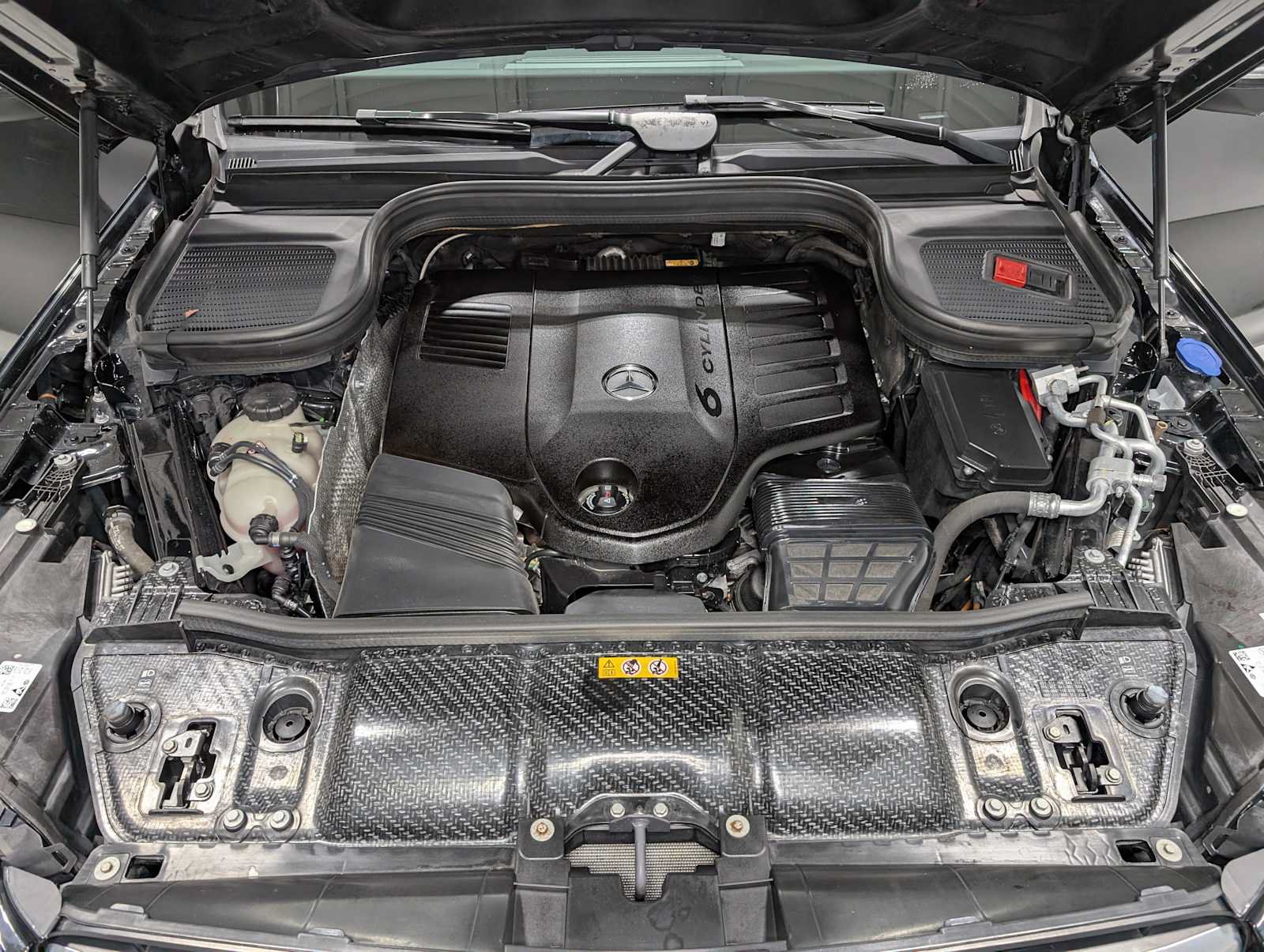 Certified 2024 Mercedes-Benz GLS 450 4MATIC image 15