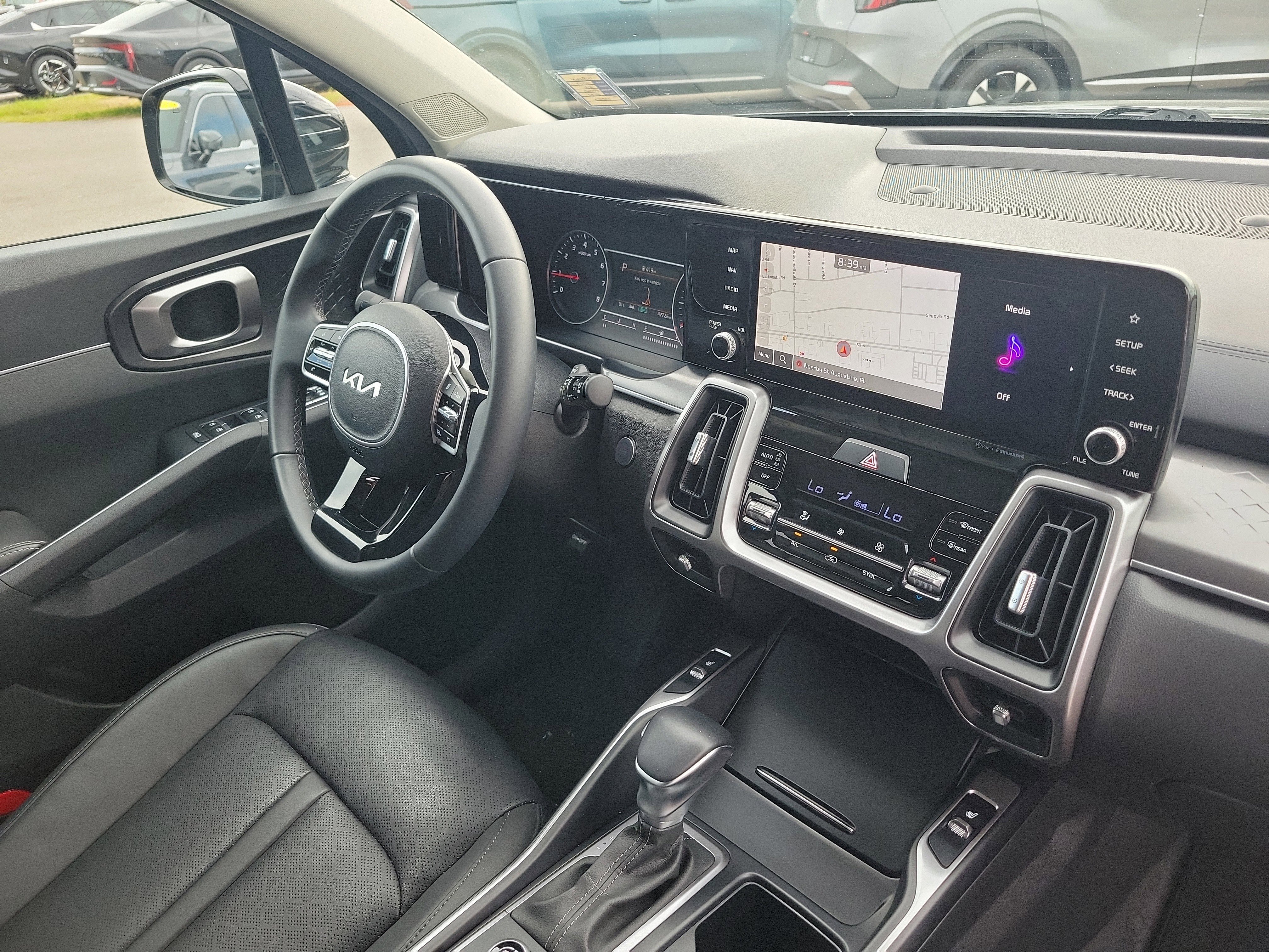 Certified 2023 Kia Sorento S FWD image 8