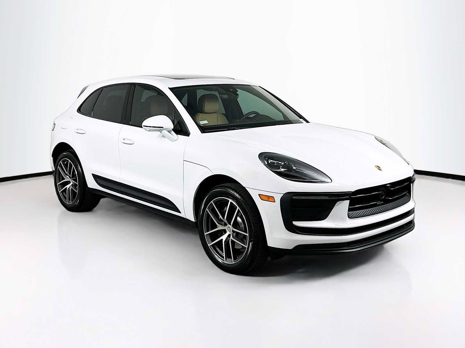 New 2026 Porsche Macan AWD/4WD image 7