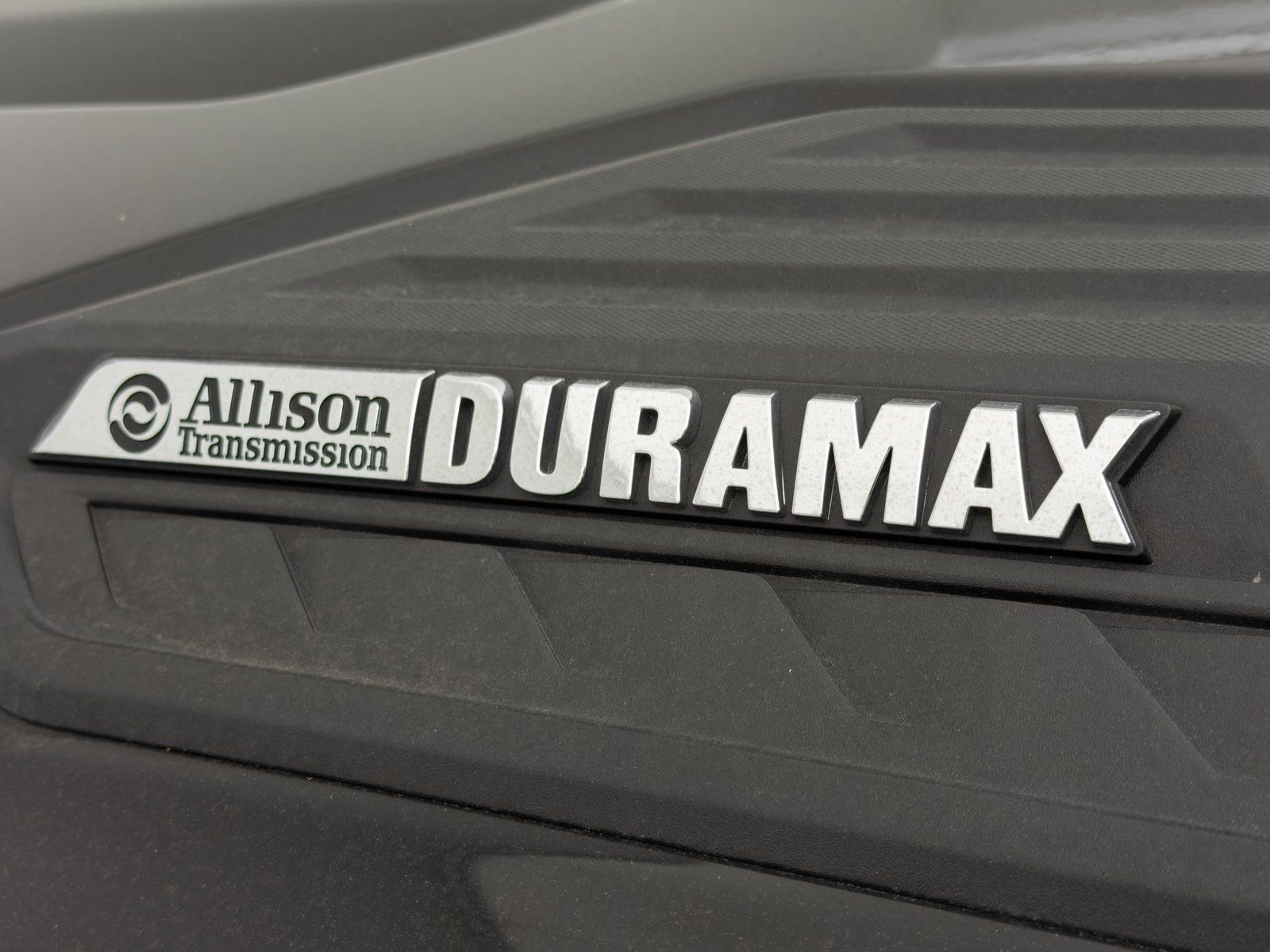 Used 2024 Chevrolet Silverado 2500 High Country w/ High Country Premium Package image 11