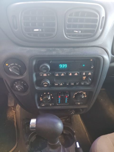 Used 2005 Chevrolet TrailBlazer EXT LT w/ LS Preferred Equipment Group image 11