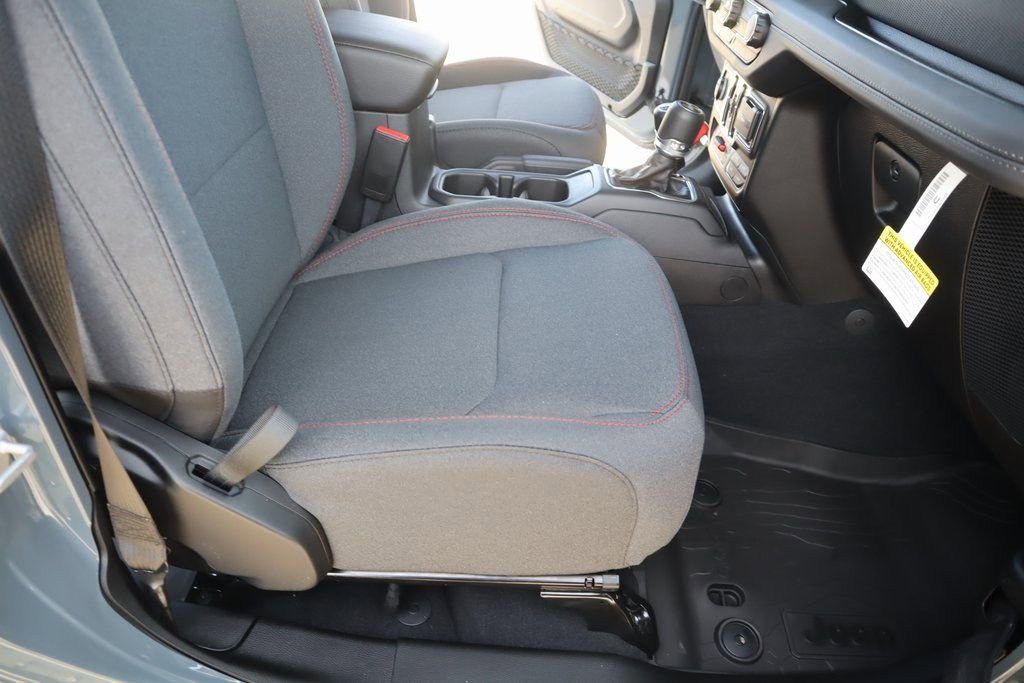 New 2026 Jeep Wrangler Unlimited Rubicon image 13