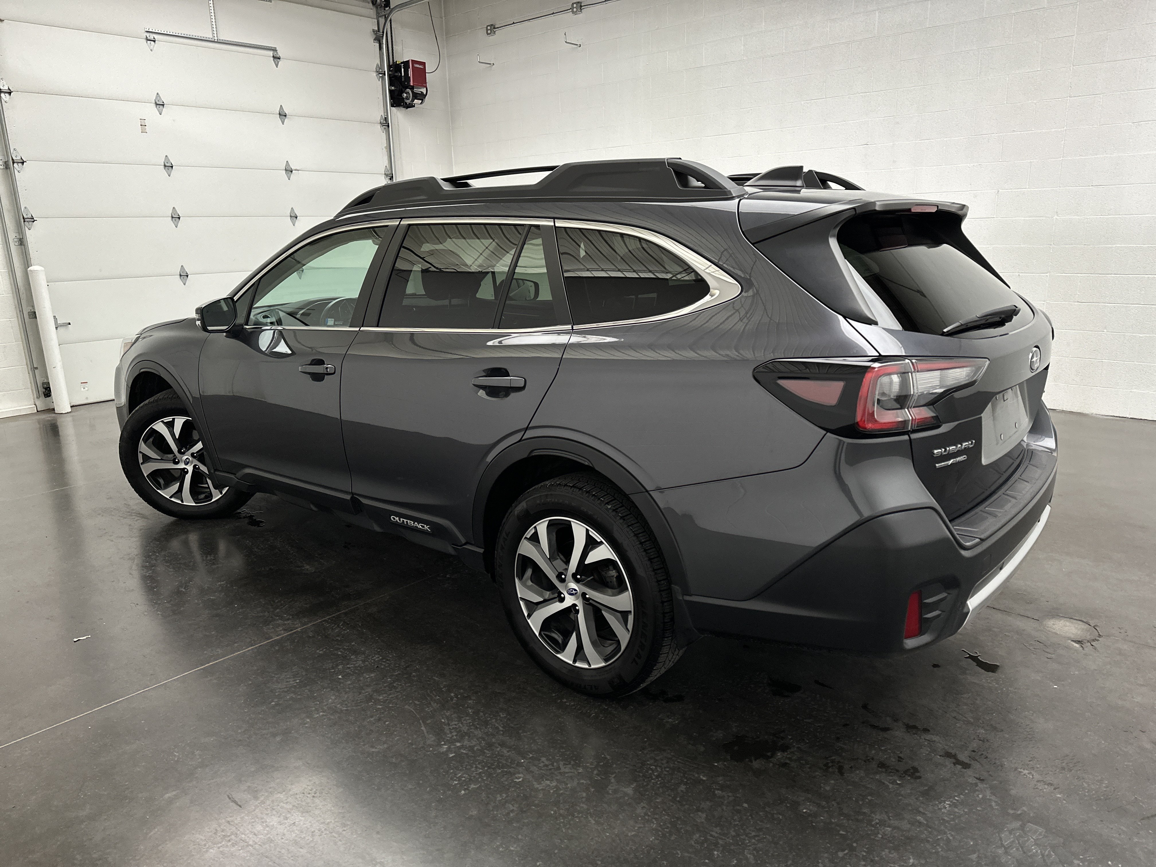 Used 2021 Subaru Outback Limited XT w/ Popular Package #2 AWD/4WD image 7