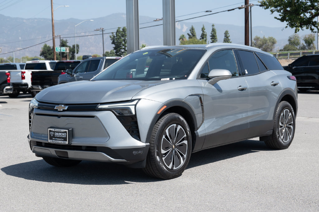 Used 2024 Chevrolet Blazer EV LT AWD/4WD image 8