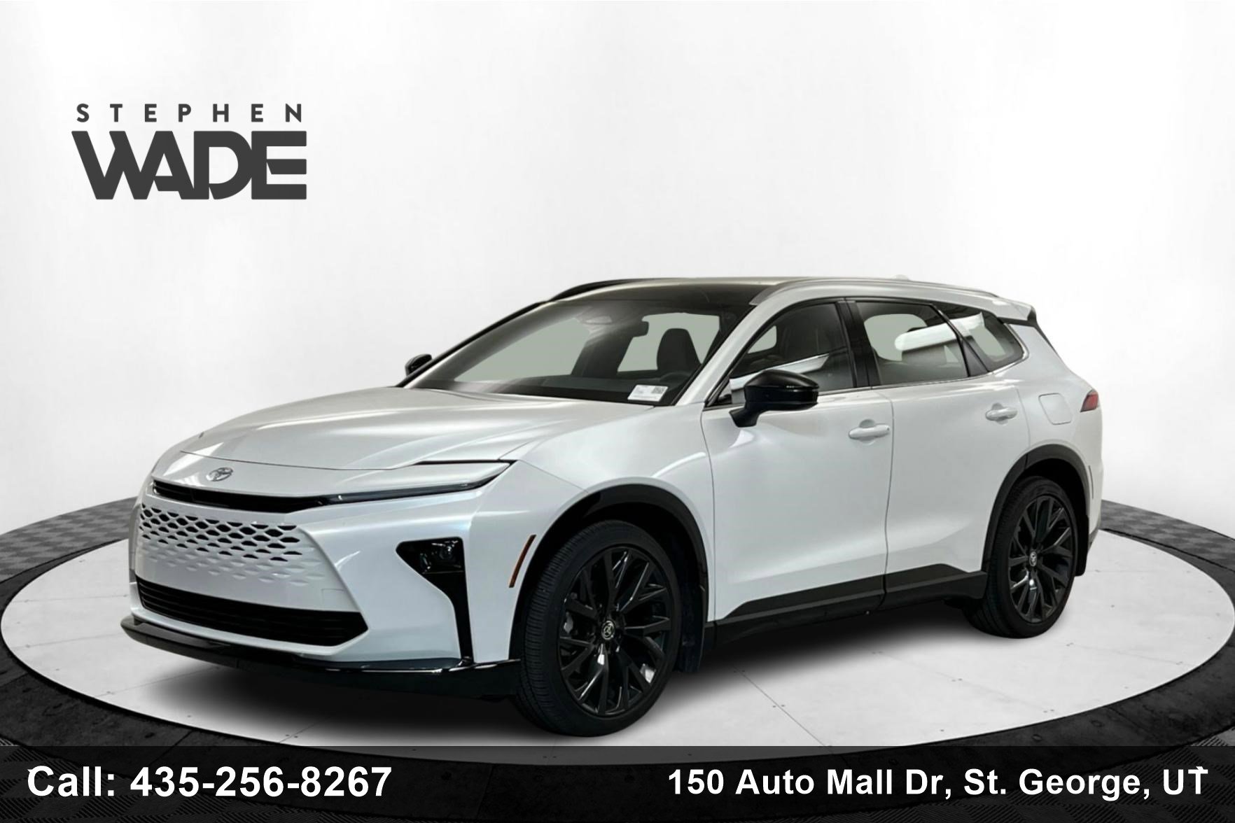 Used 2025 Toyota Crown Signia