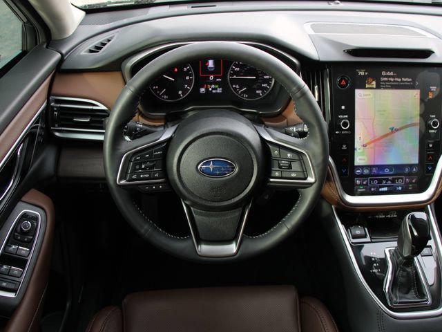 Used 2025 Subaru Outback Touring XT AWD/4WD image 16